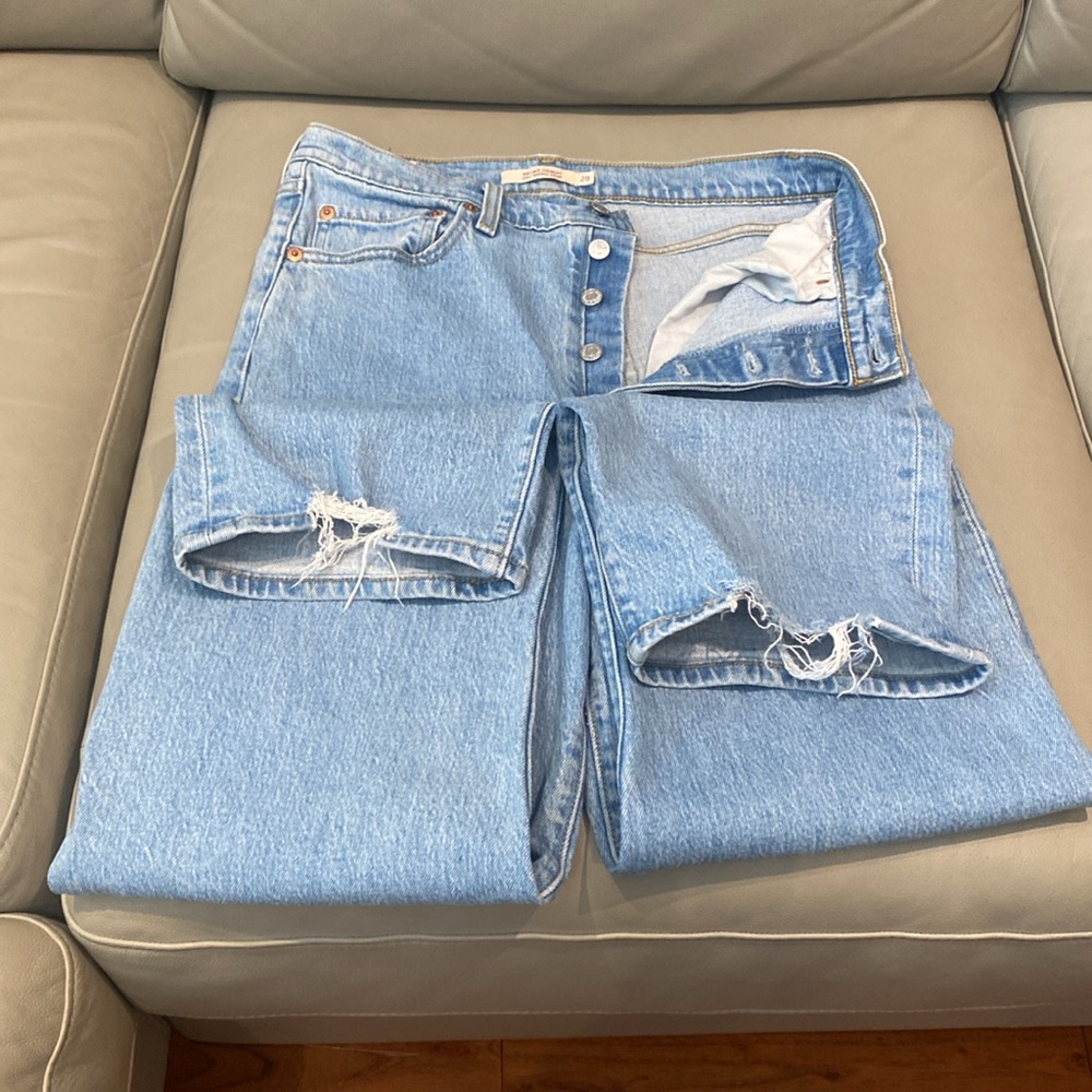 Levi's Sky Blue High Rise Women's Jeans